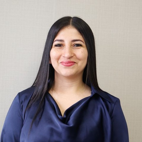 Natividad Espinoza — equipo de EasyTax